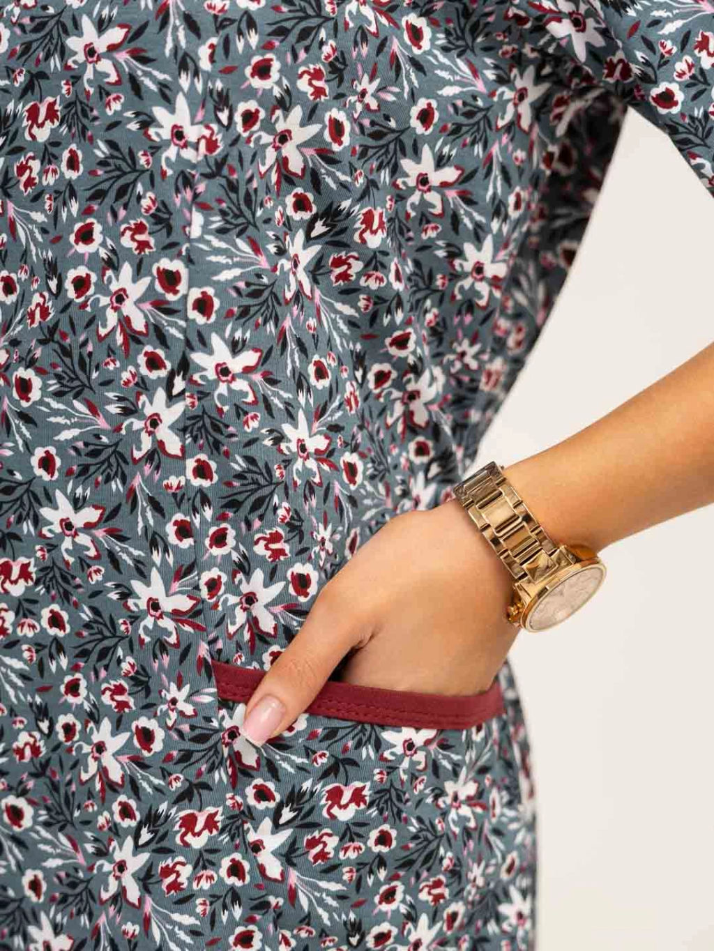 Халат женский, цвет Серо - зеленый