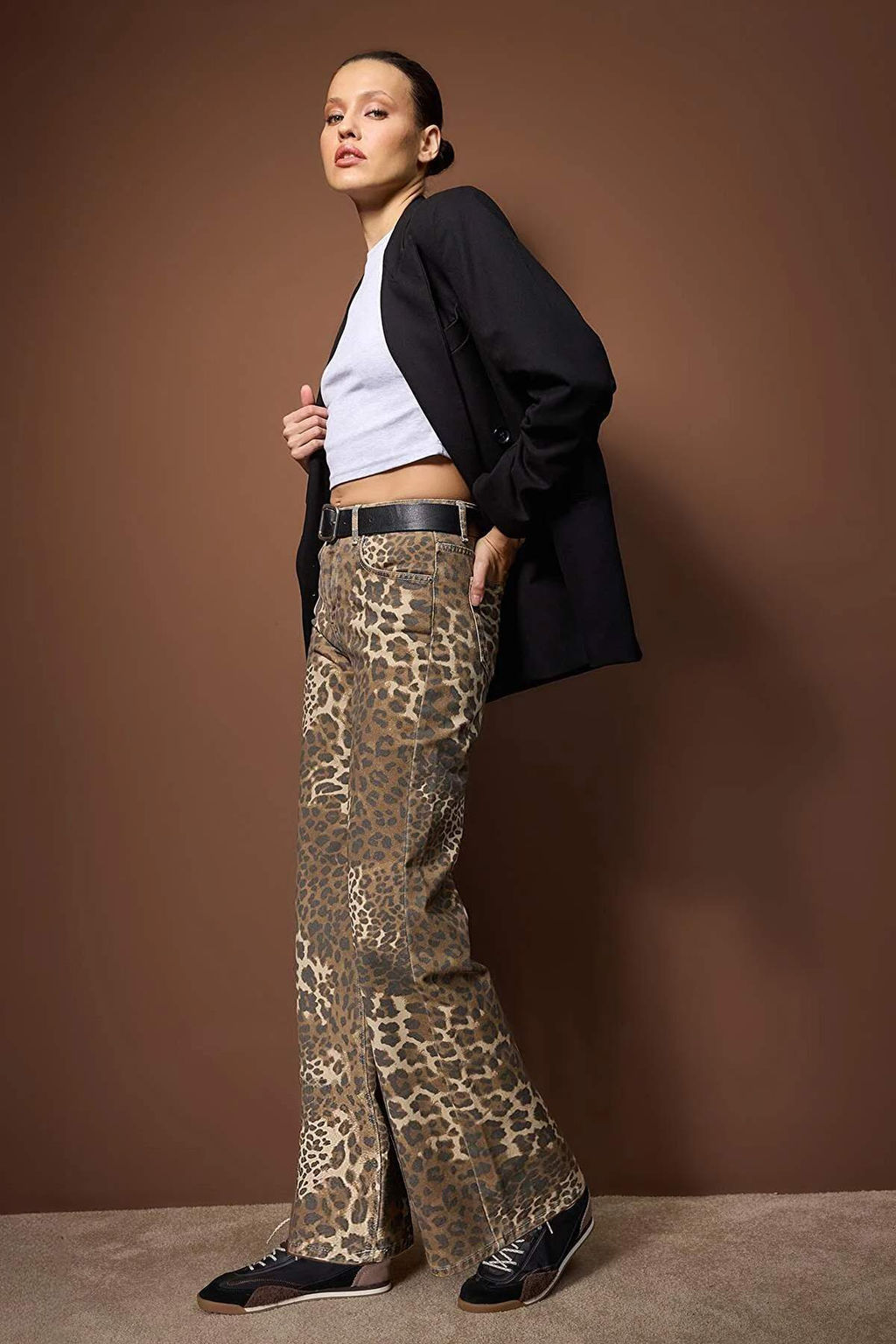 Cok Renkli Leopar Desenli Yuksek Bel Wide Leg Jeans TWOAW26JE00291