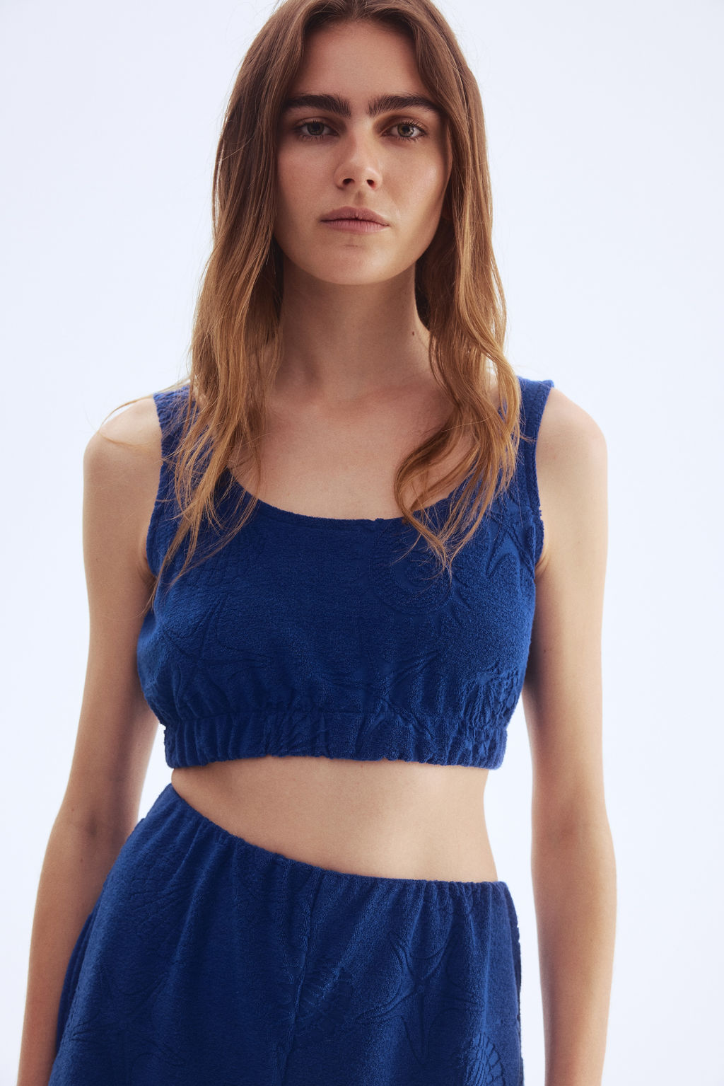 Crop top en tejido rizado - H&m фото 2