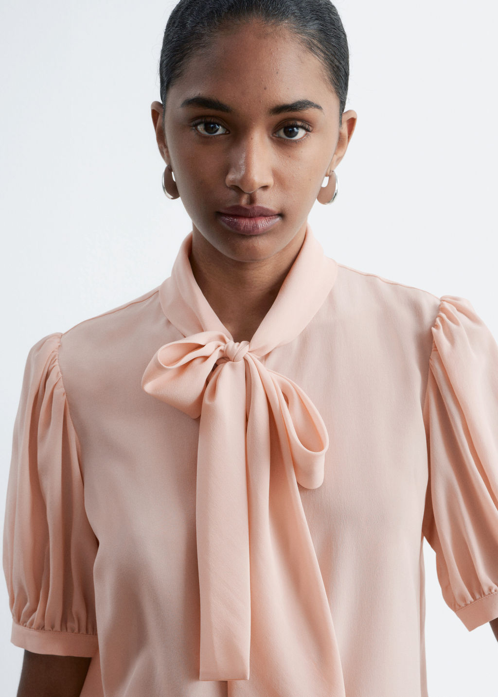 Blusa de seda estampada de cuello con lazo - H&m фото 5