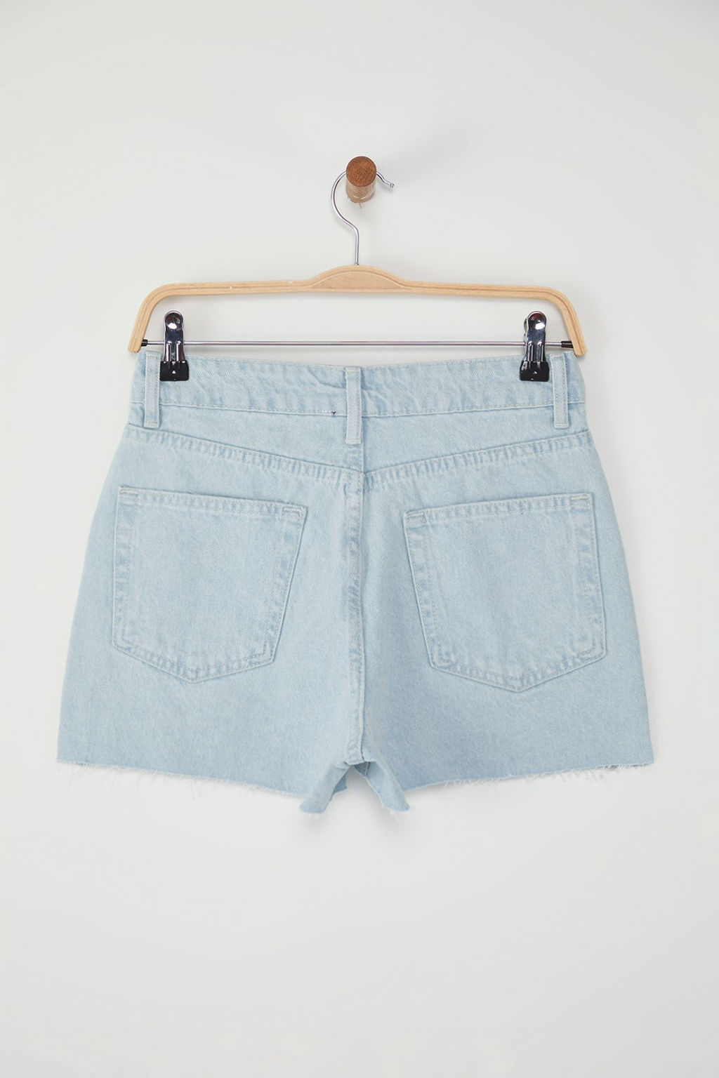 TRENDYOLMILLA Buz Mavisi Pacas? Y?rtmac Detayl? Mini Denim Sort TWOSS25SR00160 фото 7