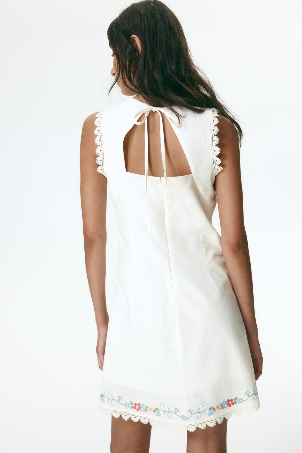 Vestido bordado con espalda descubierta - H&m фото 3
