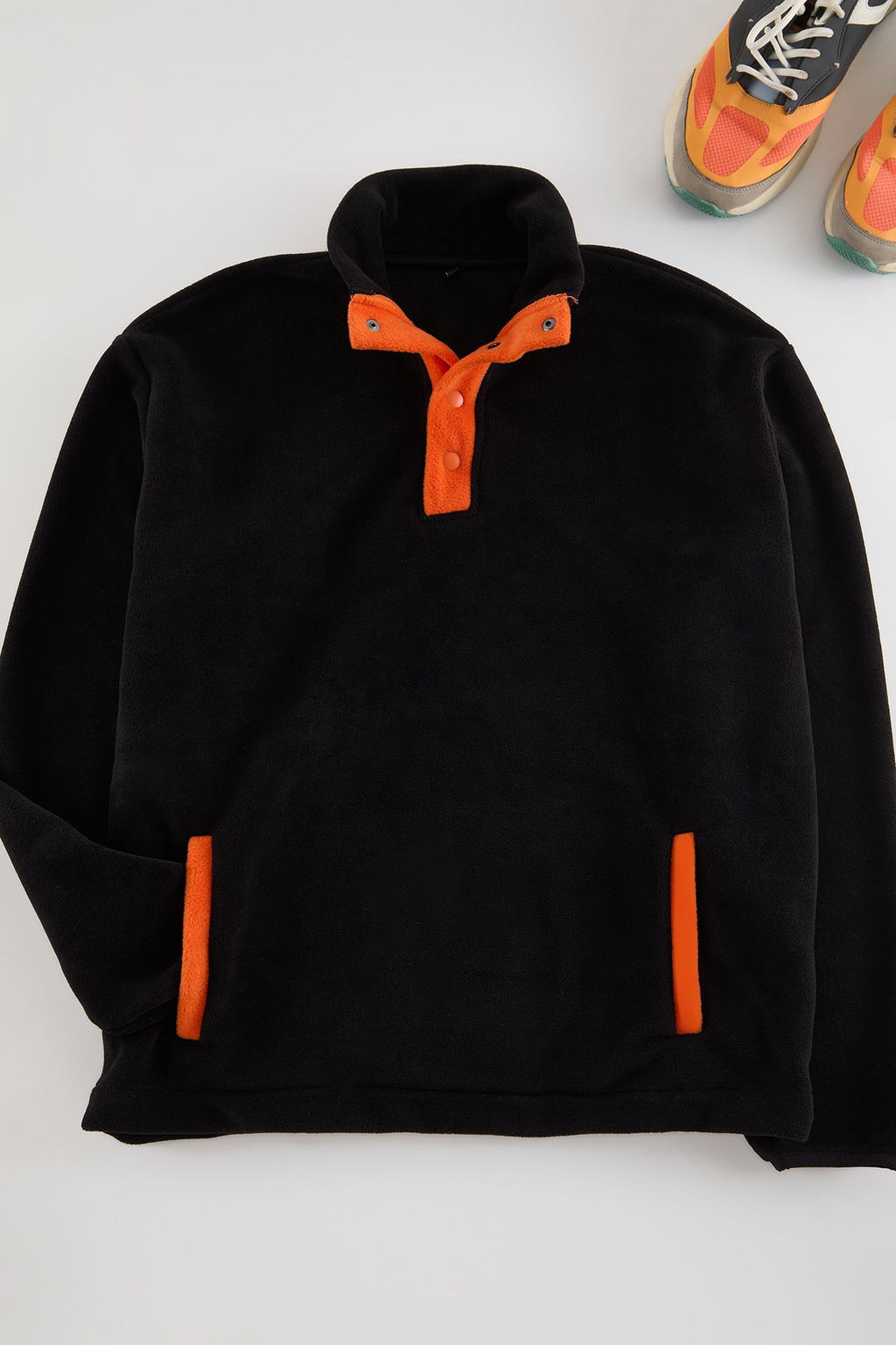 Siyah Oversize/Genis Kesim Dik Yaka Anti-Pilling S?cak Tutan/Polar Sweatshirt TMNAW25SW00098 - Trendyolmilla фото 6