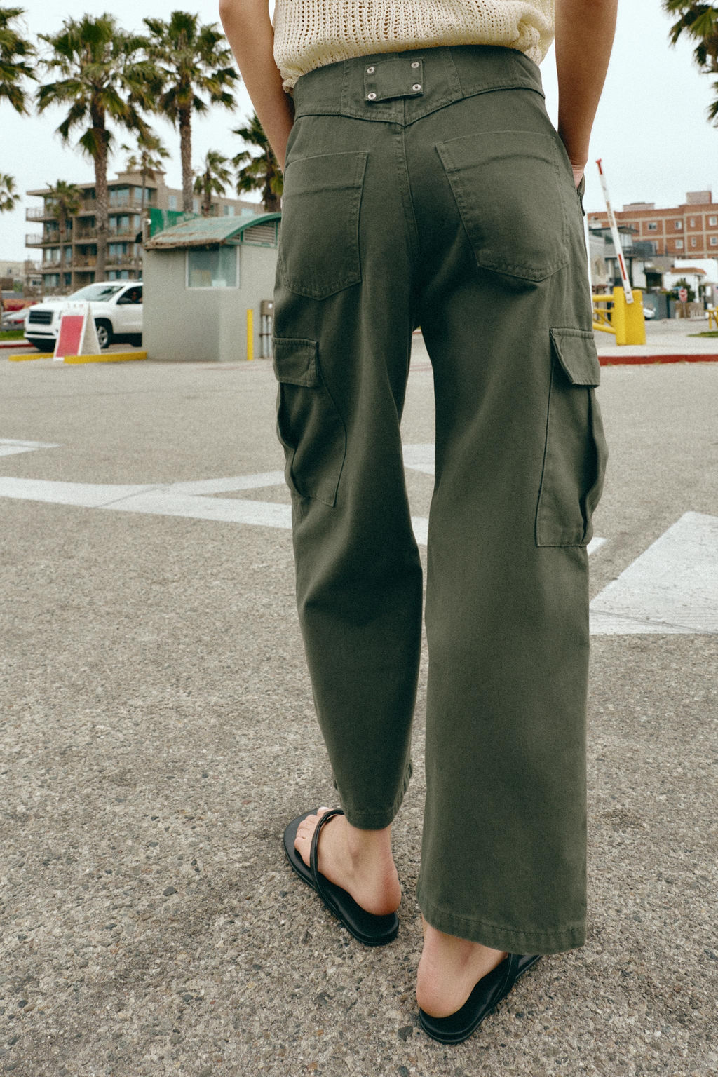 PANTAL?N CARGO TIRO MEDIO / Khaki - Zara фото 5
