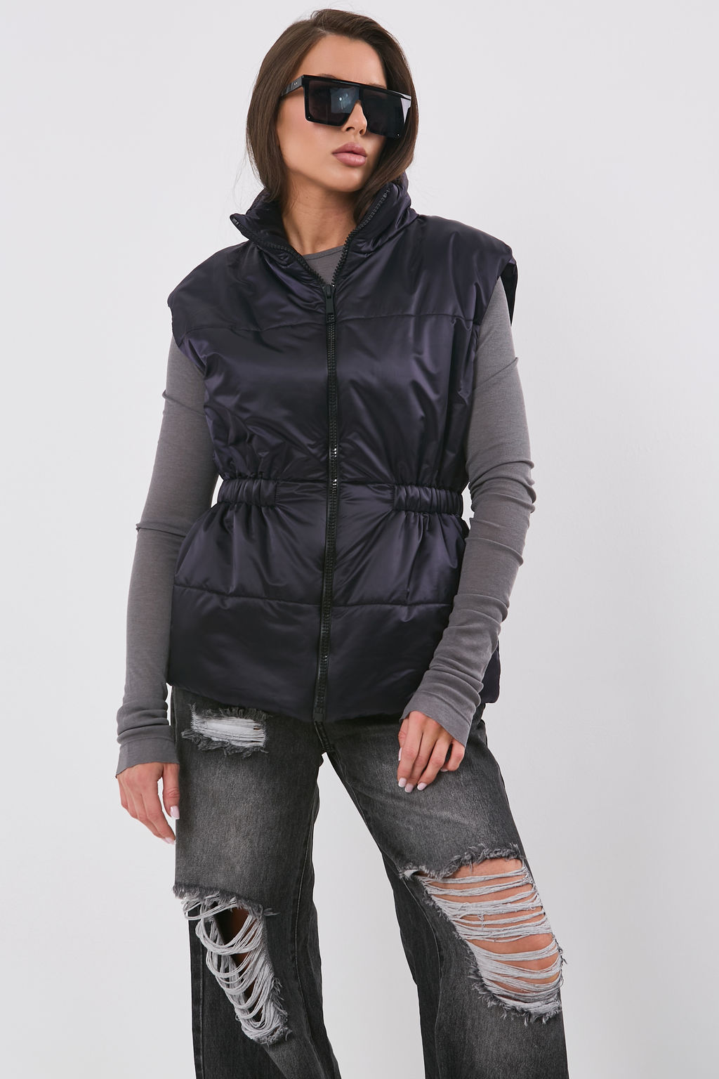 Жилет утепленный из плащевой ткани темно-синий