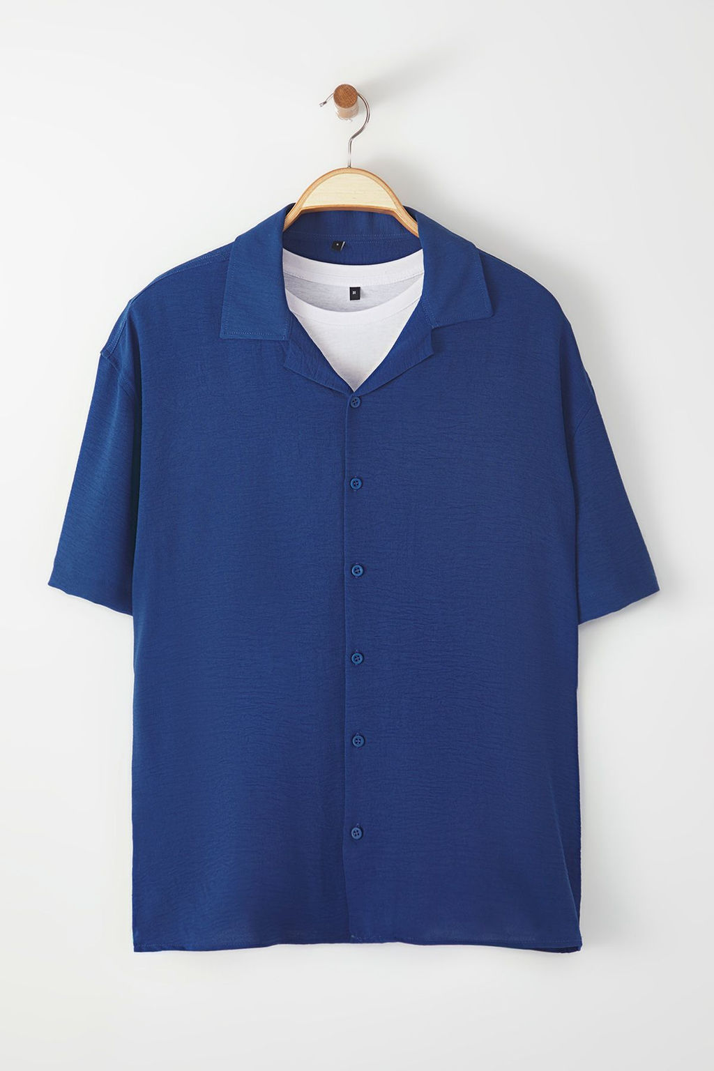 TRENDYOL MAN Siyah Siyah Oversize Fit Yazl?k K?sa Kollu Keten Gorunumlu Gomlek Gomlek TMNSS24GO00019
