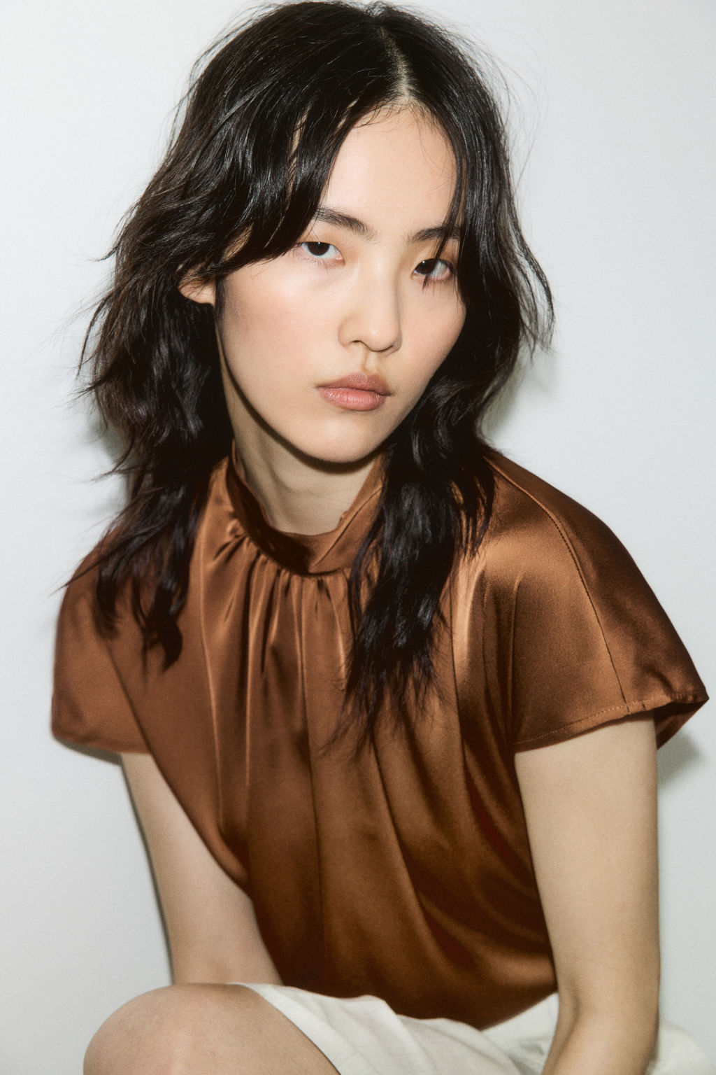 Blusa de sat?n con cuello elevado - H&m фото 2