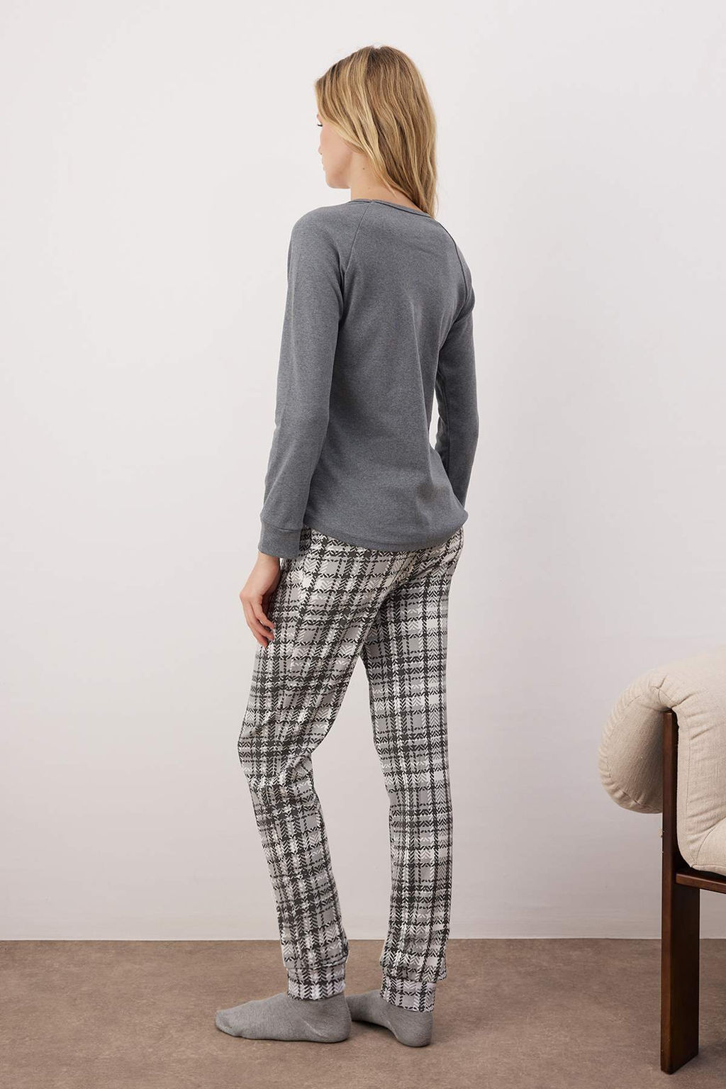 Trendyolmilla Fume Ay?c?kl? ve Penguen Bask?l? Ekoseli Yumos Orme Pijama Tak?m? THMAW22PT0395  фото 14