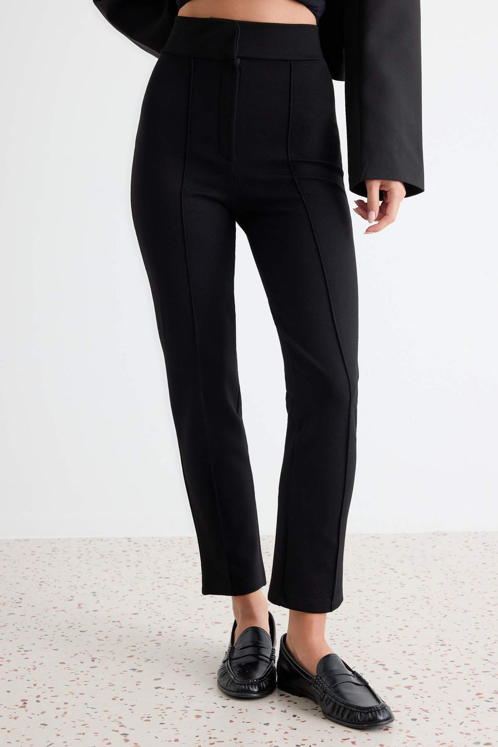 Siyah Toparlay_c_ Y_ksek Bel Nerv_rl_ Beli Lastikli Slim Fit Kal_n _rme Pantolon TWOAW24PL00114 - Trendyolmilla фото 4