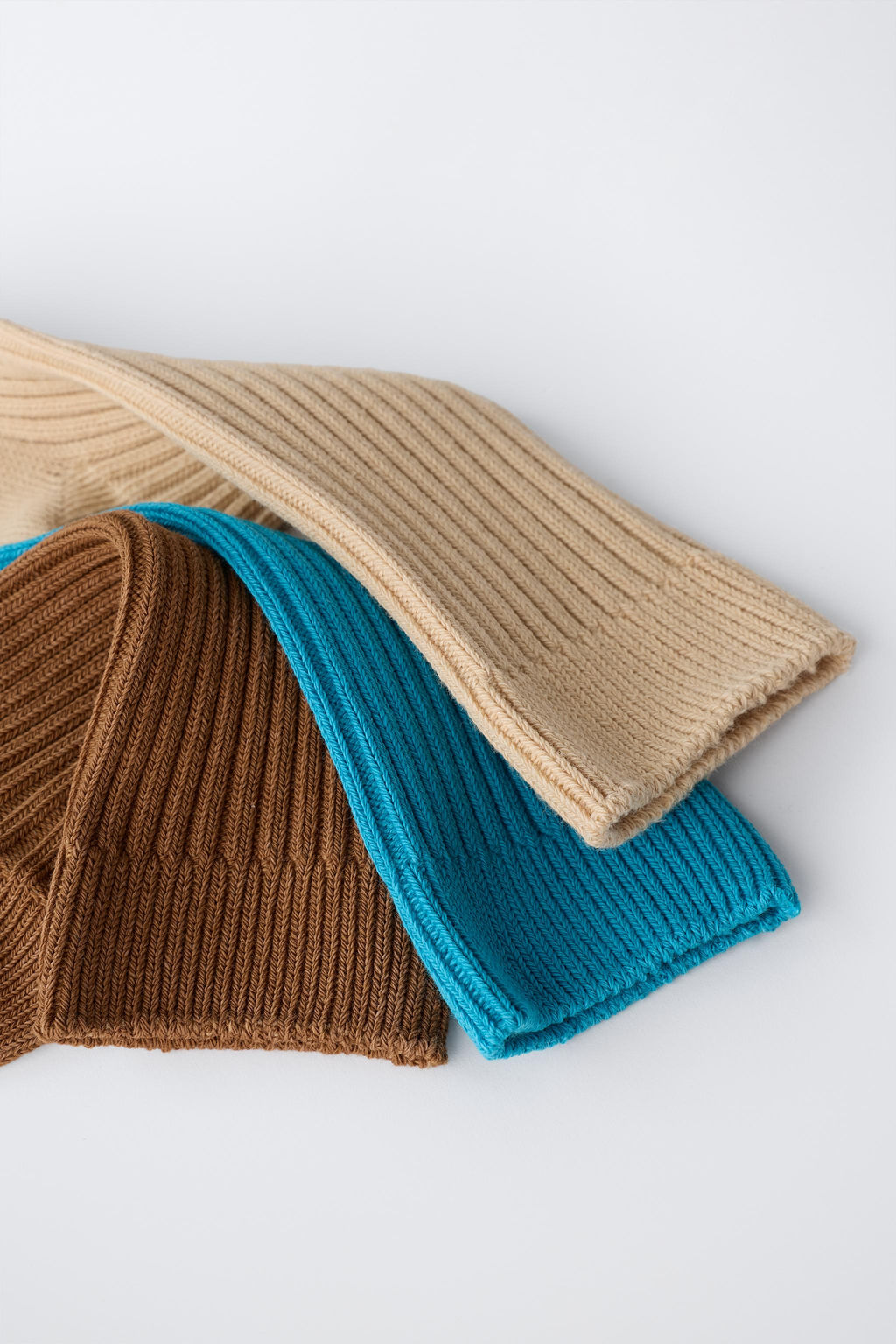 STORIESZ - PACK TRES CALCETINES ALTOS RIB CON ALGOD?N / Multicolor - Zara фото 3