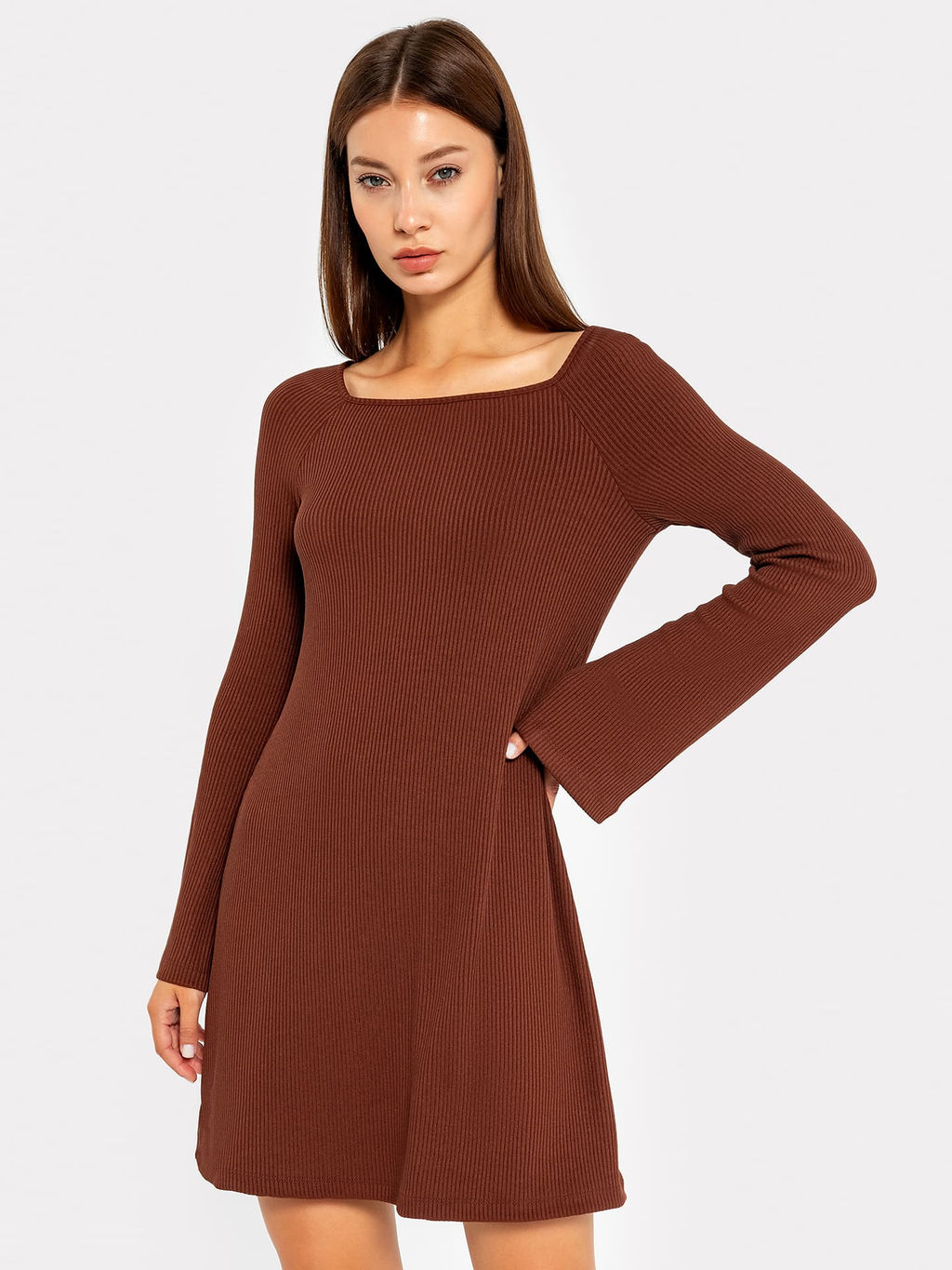 Платье женское в коричневом оттенке из вискозы