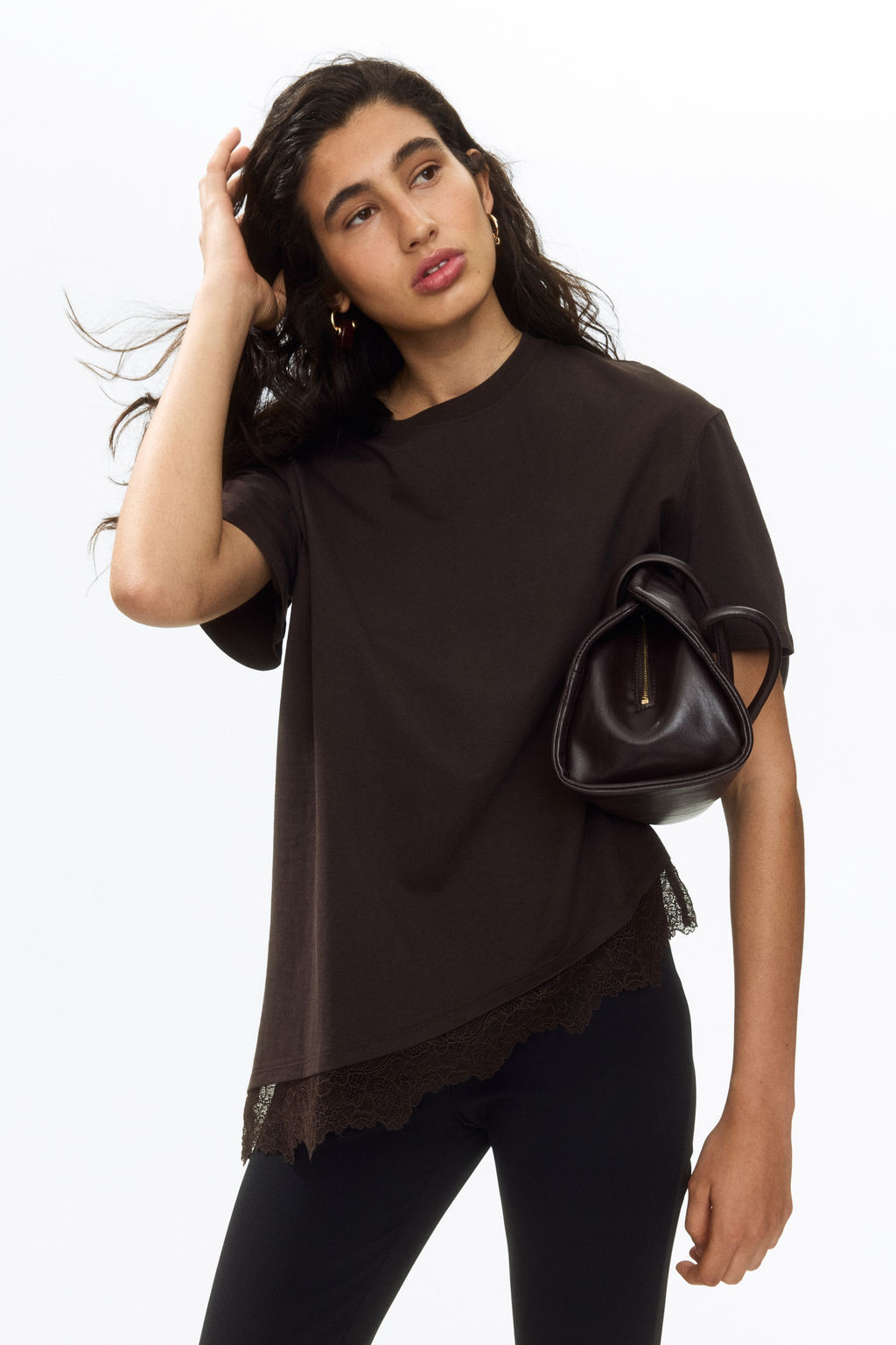 Camiseta con bajo asim?trico de encaje - H&m фото 8
