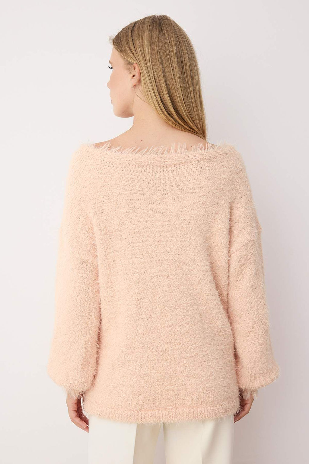 Ekru Tuylu Devrik Yaka Triko Kazak TWOAW25KZ00169 - Trendyolmilla фото 8