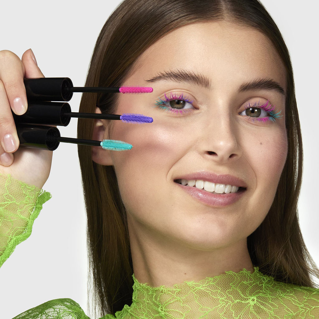 Цветная тушь с эффектом гипнотического взгляда The ONE Hypnotic Colour_трендовый фиолетовый - Oriflame фото 7