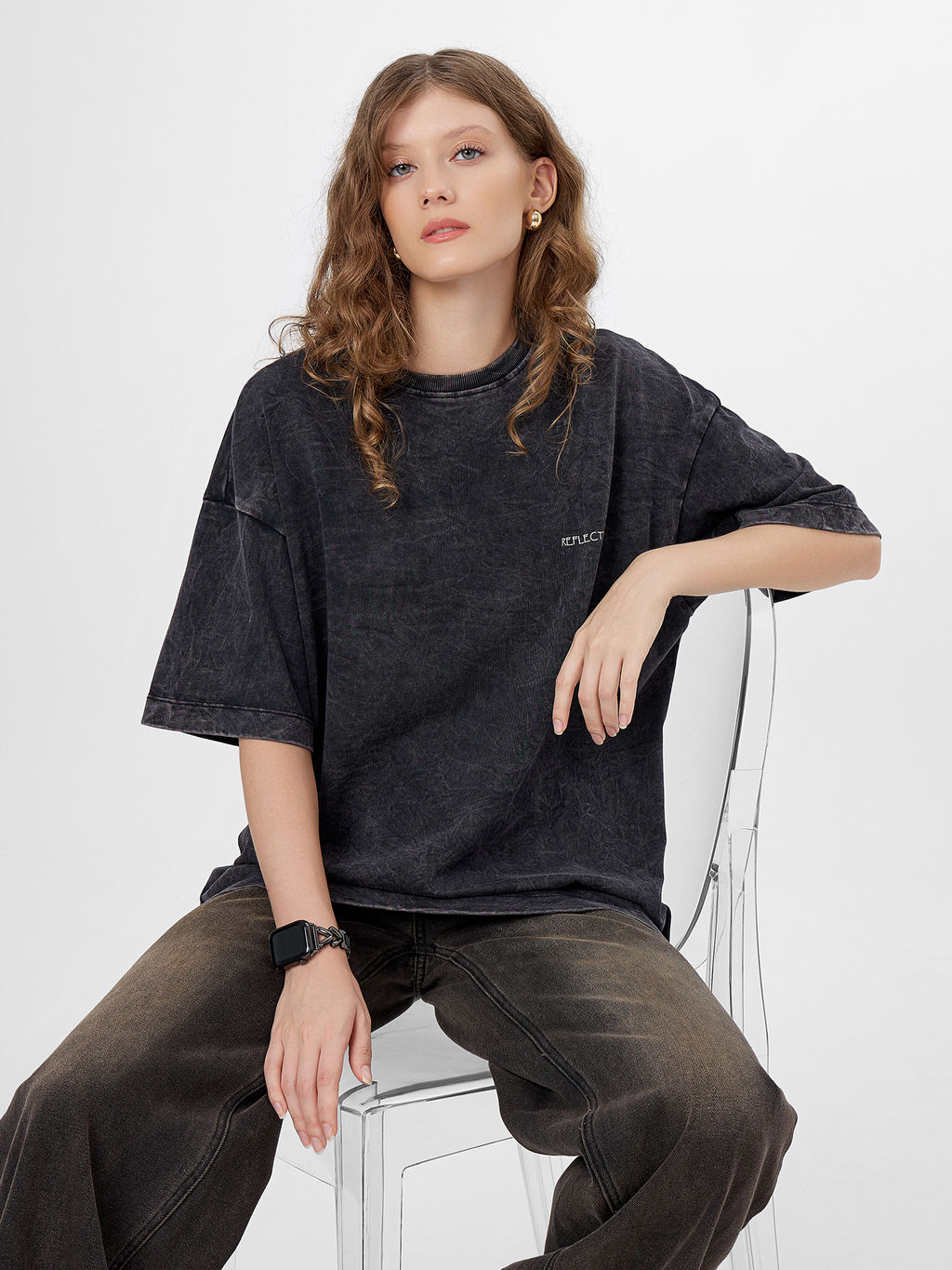 Футболка женская серая с принтом и надписью reflection - Mark formelle фото 7