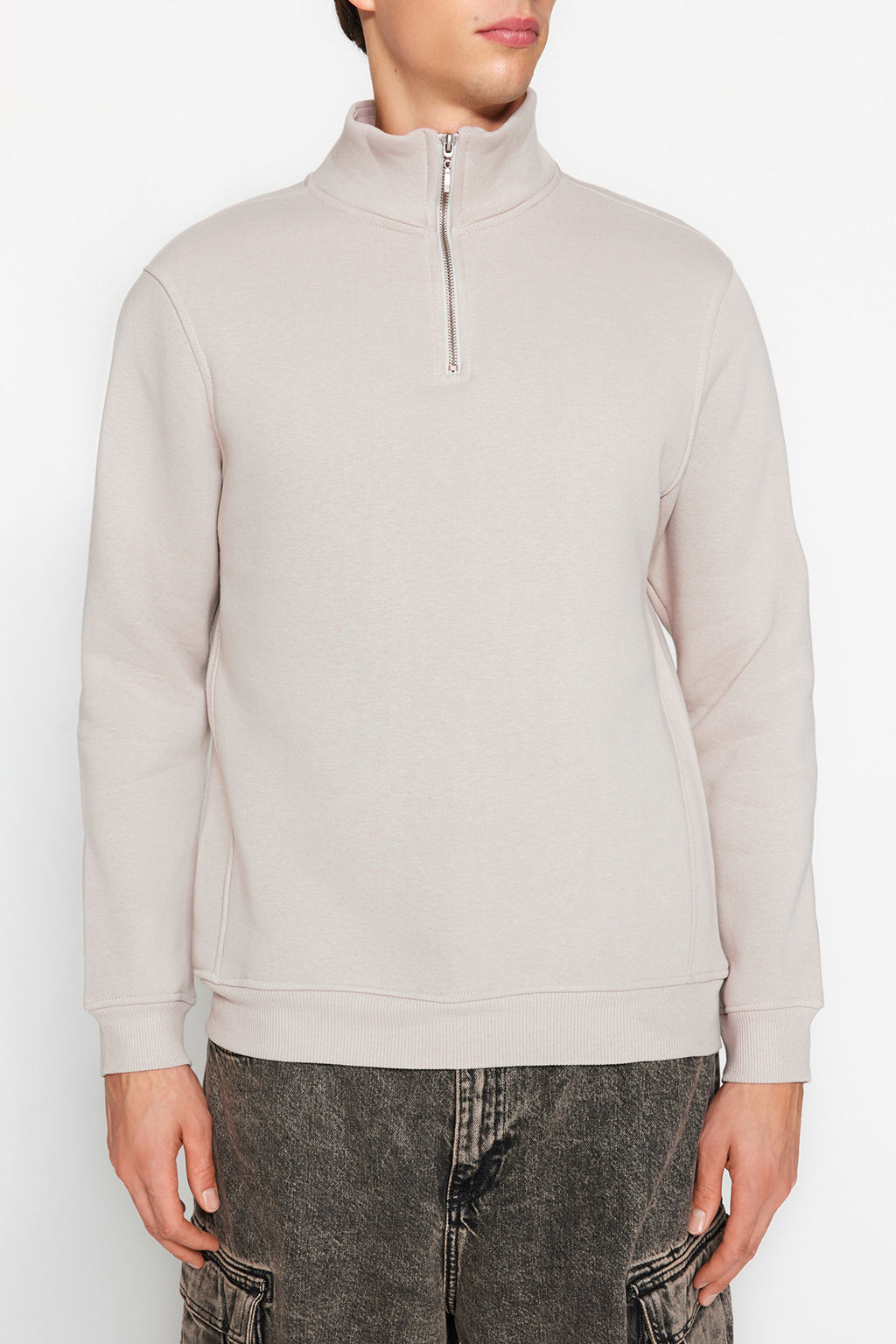 Gri Regular/Normal Kesim Dik Yaka Fermuarl? Pamuklu Basic Ici Polar Sweatshirt TMNAW24SW00041
