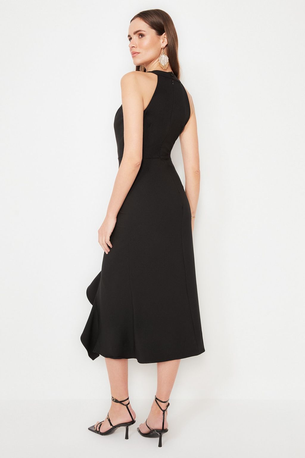 TRENDYOLMILLA Siyah Astarl? Volanl? Dokuma S?k Abiye Elbise TPRAW19BB0144 фото 13