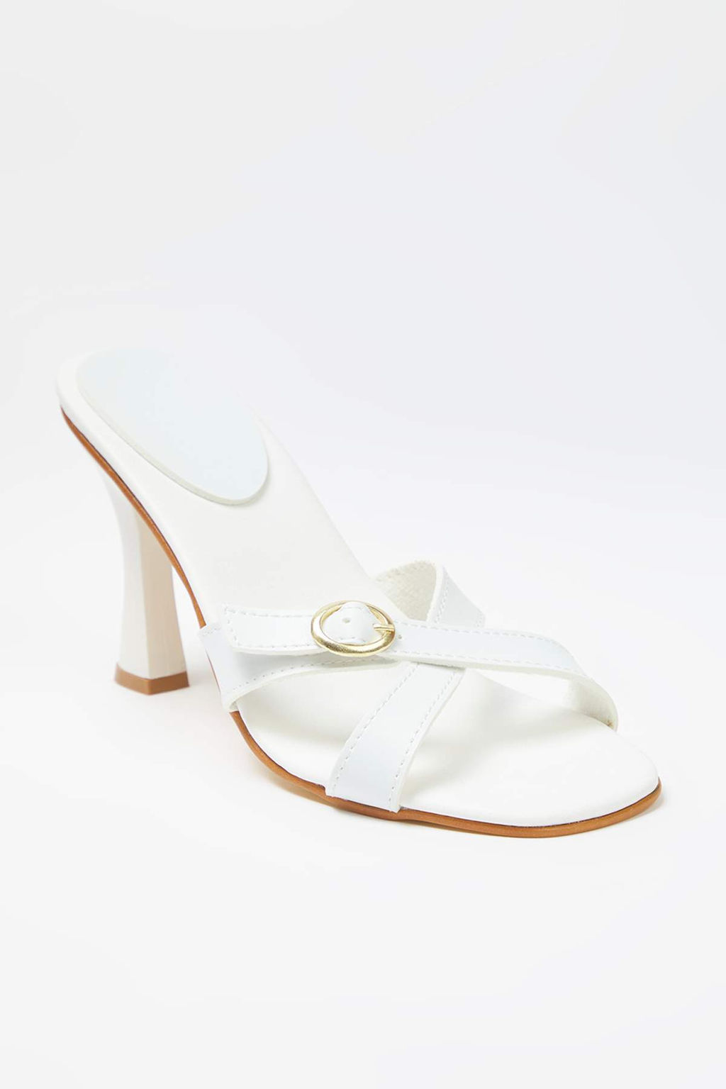 Trendyol Shoes Kahverengi Gold Tokal? Kare Burun Kad?n Topuklu Terlik TAKSS25TO00035 - Trendyolmilla фото 5