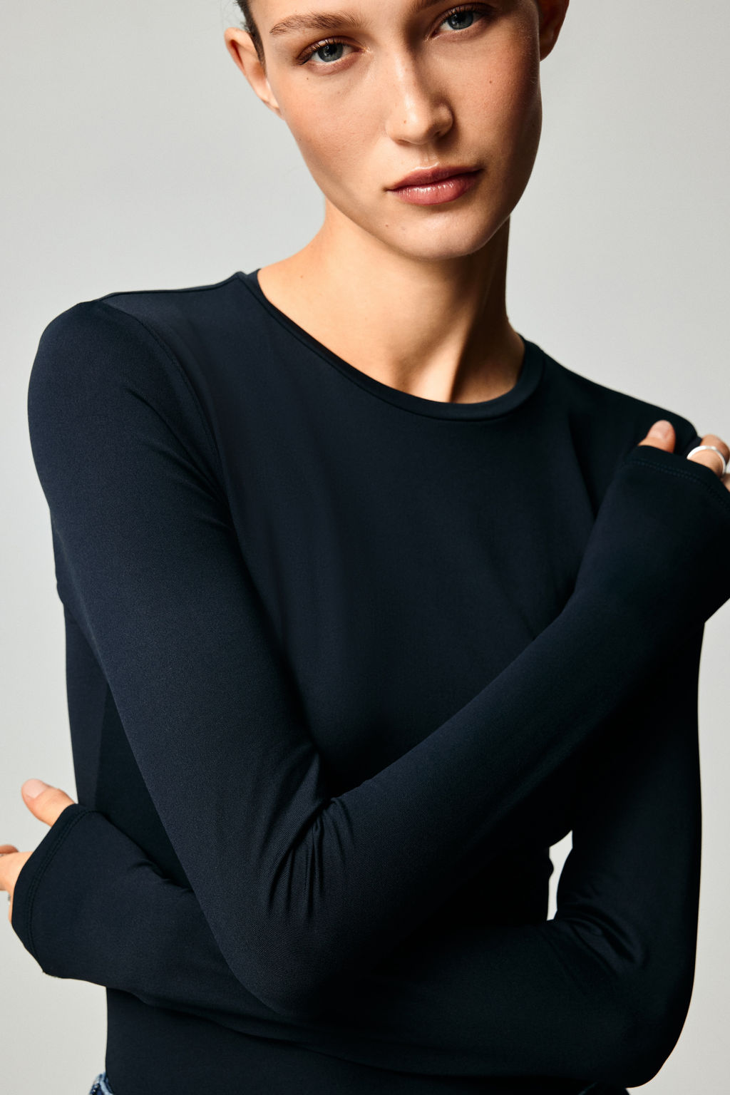 Camiseta de microfibra de manga larga - H&m фото 7