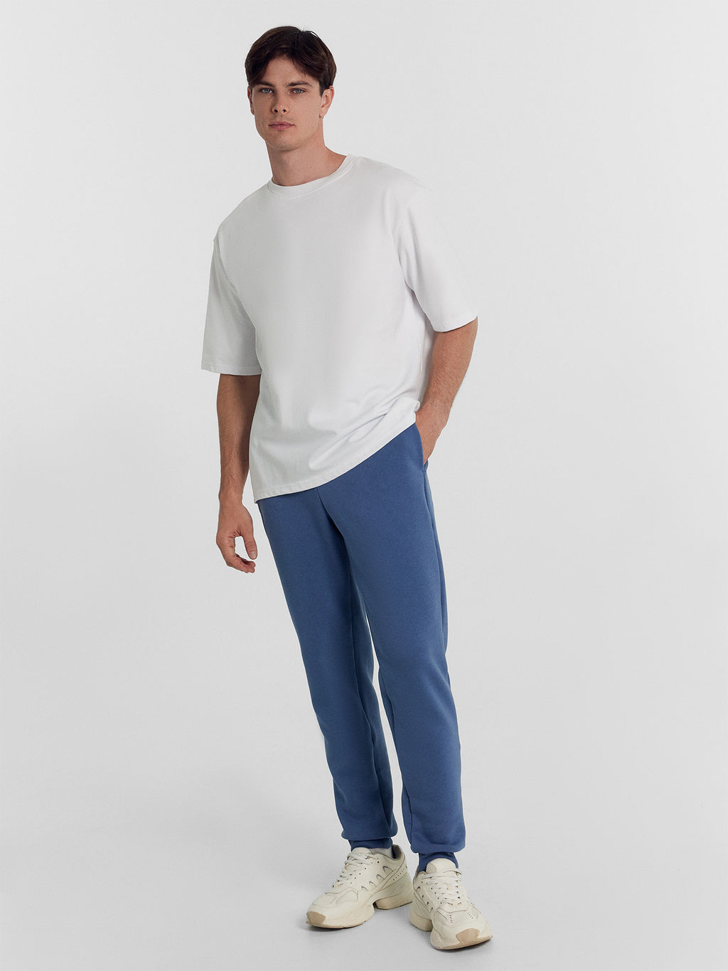 Брюки мужские в синем цвете деним 181199 - Mark formelle фото 3