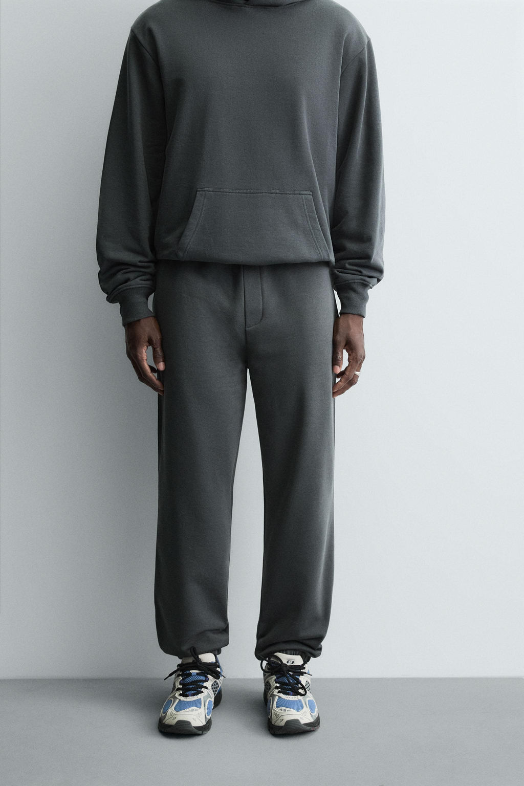 PANTAL?N JOGGER REGULAR FIT B?SICO / Antracita oscuro - Zara фото 2