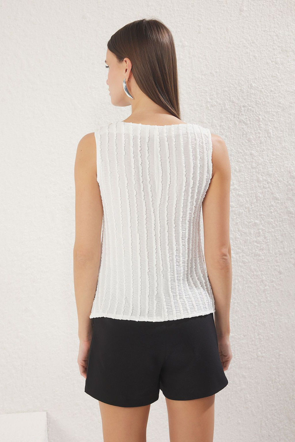 Ekru Triko Gorunumlu Regular/Normal Kal?p Orme Bluz TWOSS25BZ00385