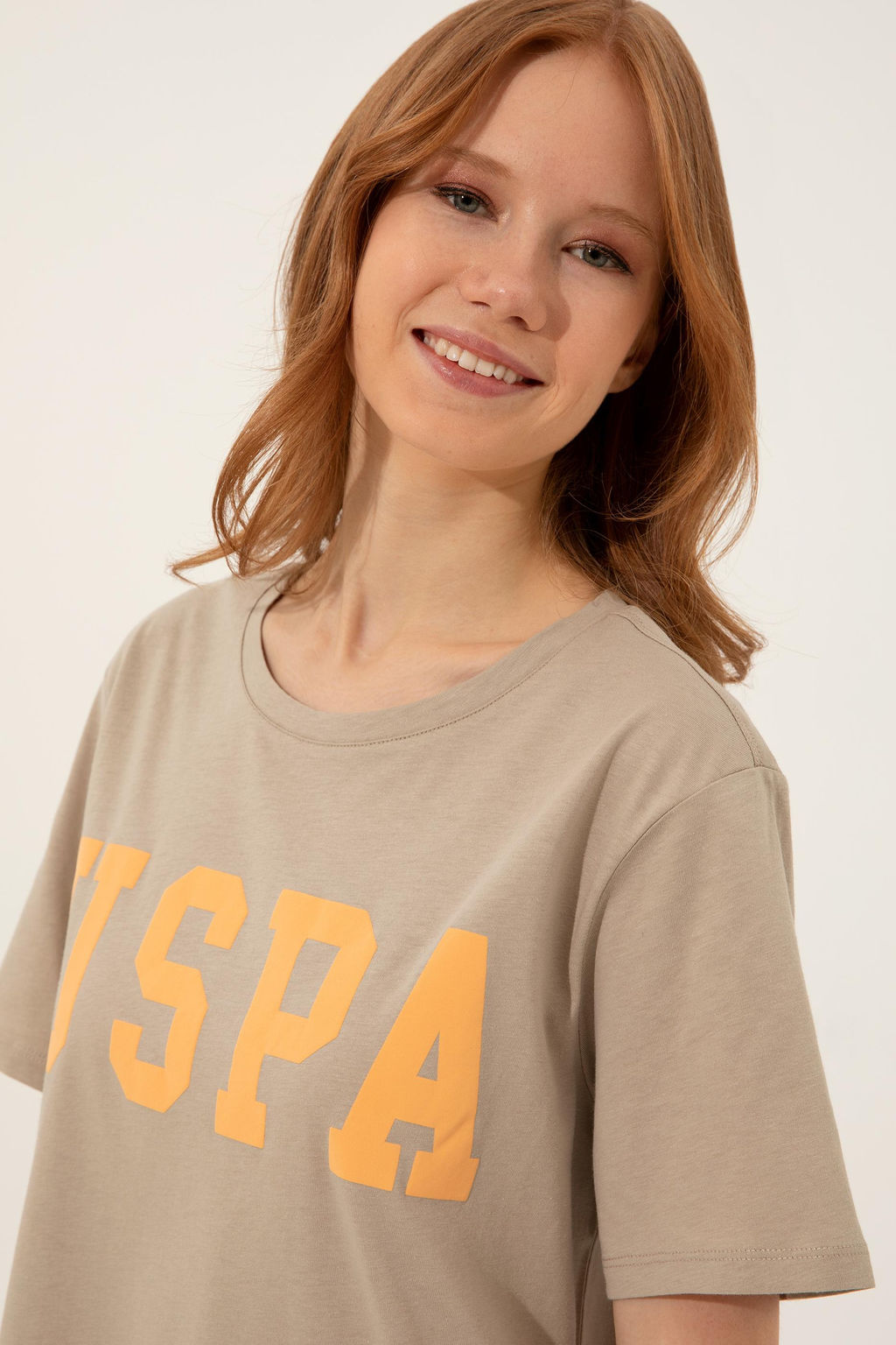 Женская футболка цвета хаки Неожиданная скидка в корзине - U.s. polo assn фото 2