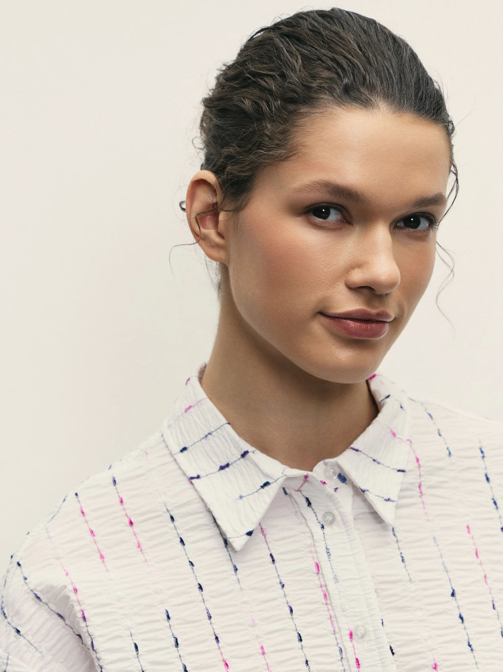 Рубашка с фактурной полоской / Zarina  фото 6