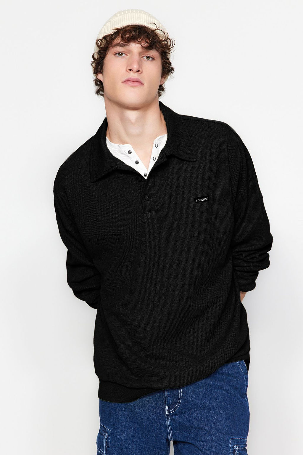 TRENDYOL MAN Siyah Erkek Oversize/Genis Kesim Etiketli Dokulu Pamuklu Polo Yaka Sweatshirt TMNAW24SW00224 - Trendyolmilla фото 12