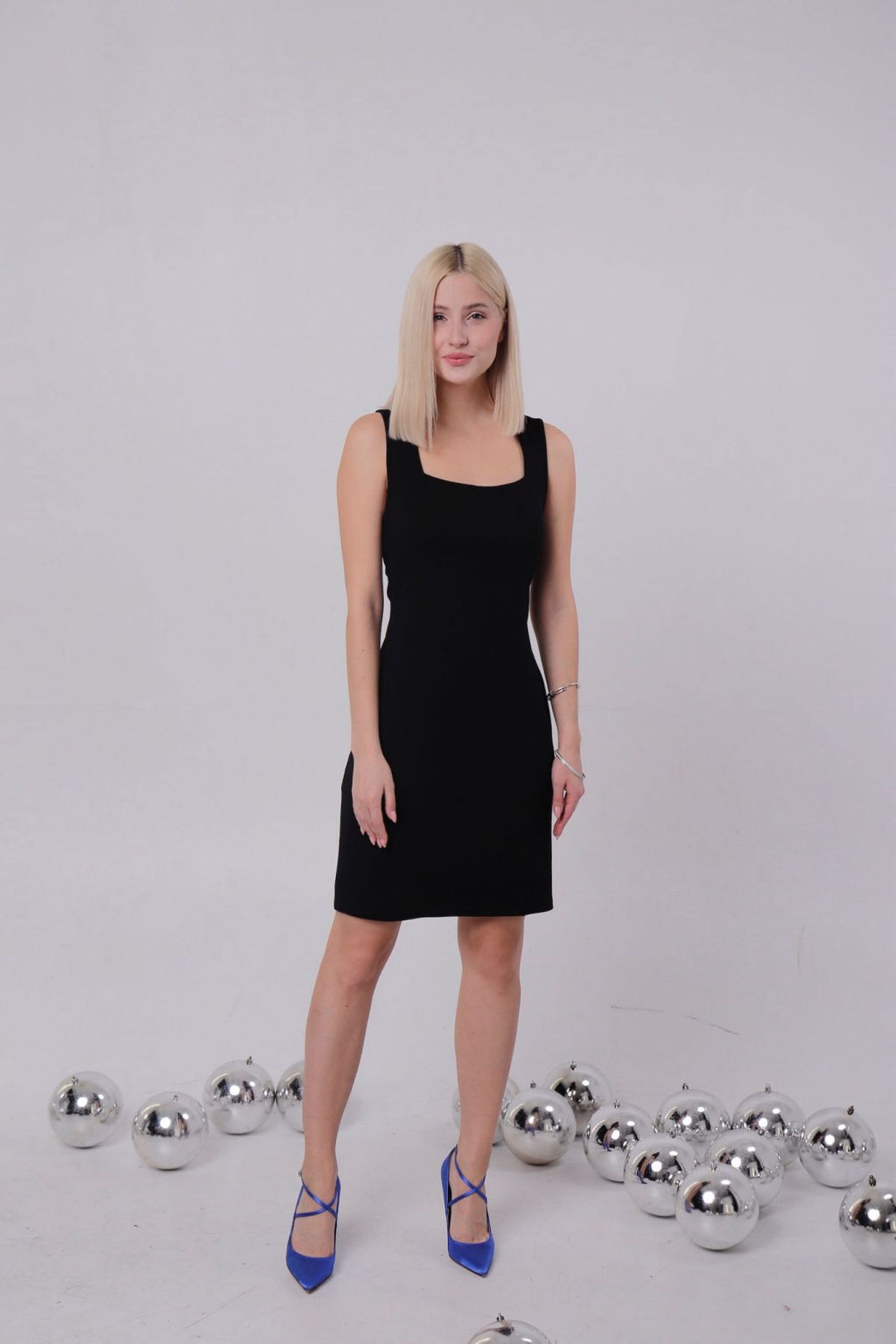 Платье с вырезом каре чёрное - Martichelli фото 4