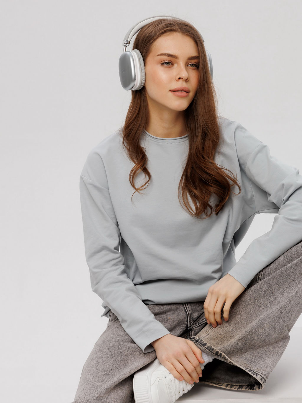 Женский лонгслив из футера 2-х нитки Lingeamo серебристый ВК-25 (61)  фото 5