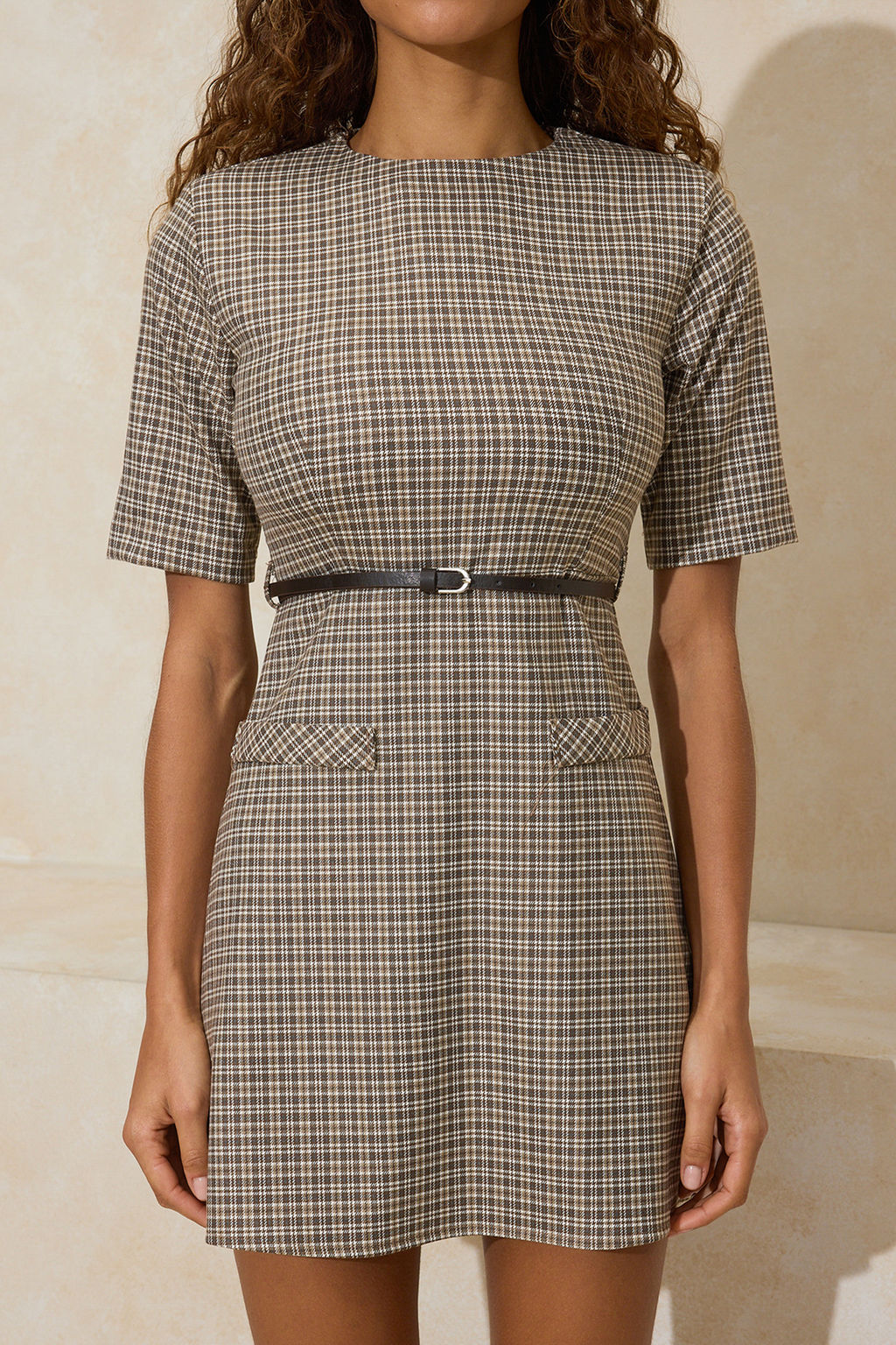 Bej Ekose/Kareli Kemer Detayl? k?sa/mini Dokuma Elbise TWOSS26EL00064 - Trendyolmilla фото 9