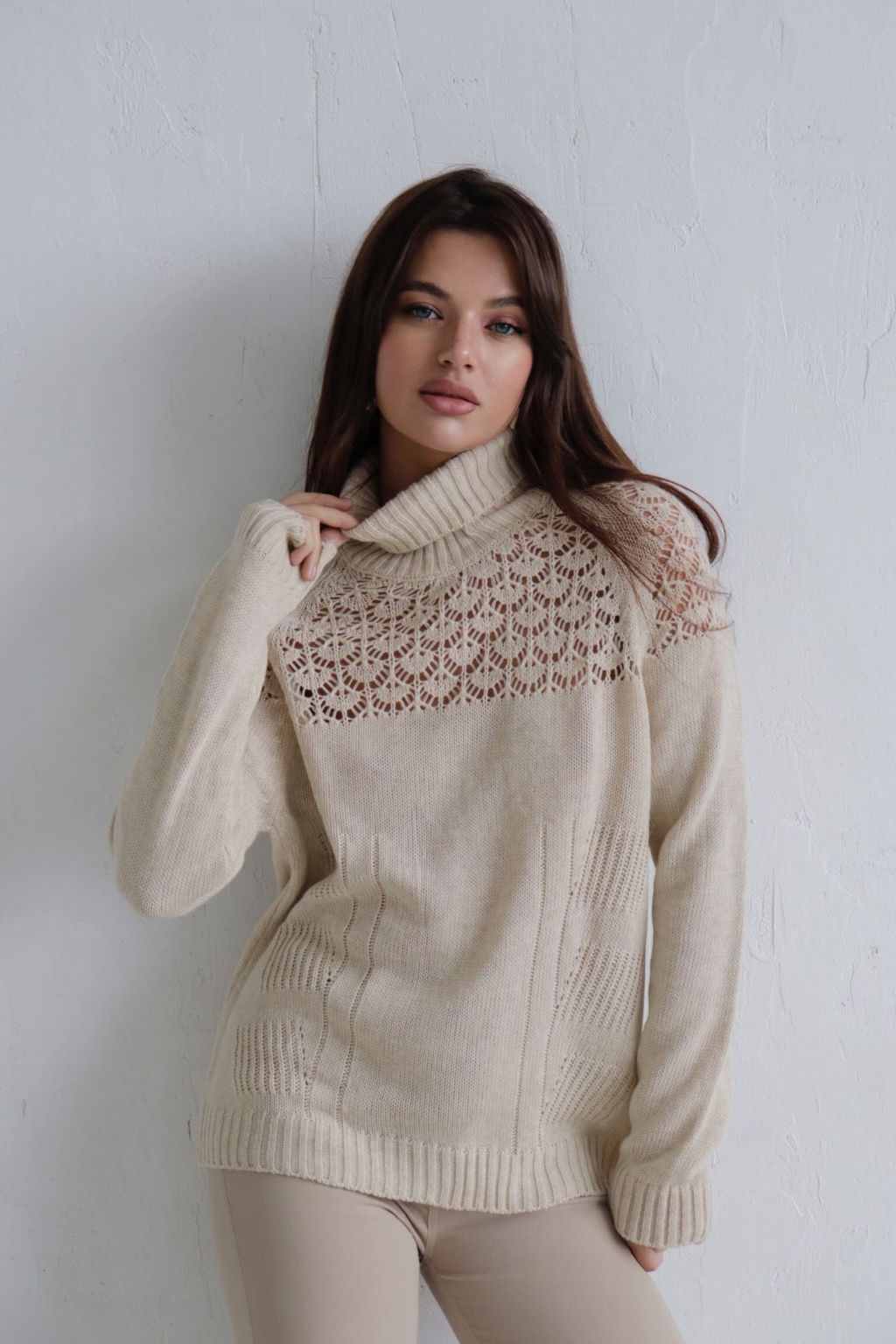 10294 Свитер с ажурной кокеткой бежевый - Martichelli фото 13