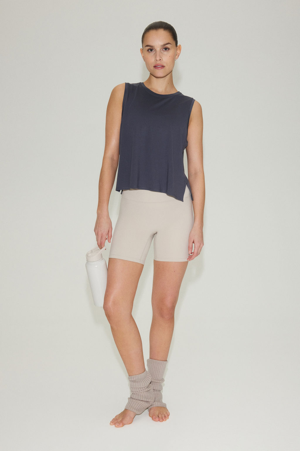 Camiseta de deporte boxy sin mangas con DryMove - H&m фото 5