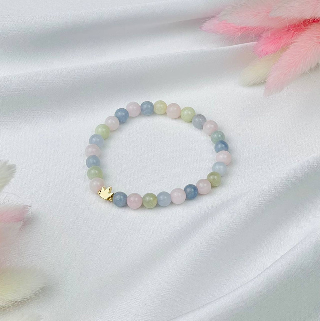 Браслет детский из Кварца микс и Берилла со вставкой "корона" 15 см