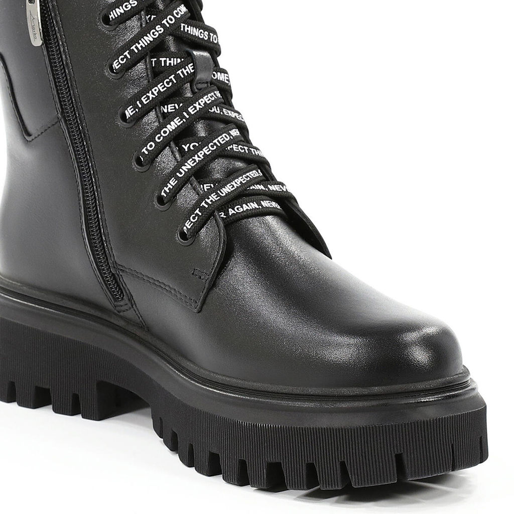 Ботинки для школьников-девочек