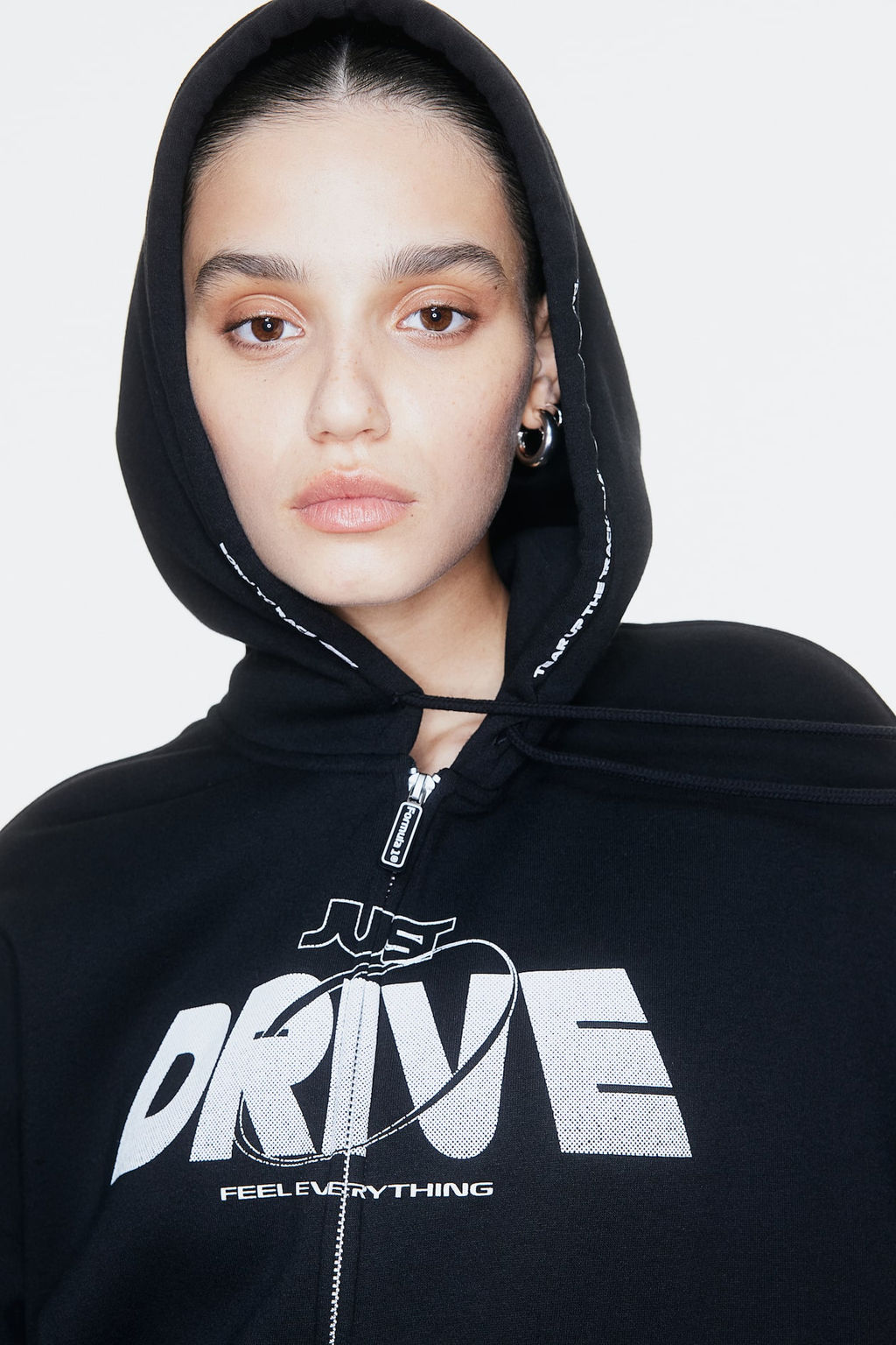 Chaqueta sudadera oversize con capucha y motivo - H&m фото 3
