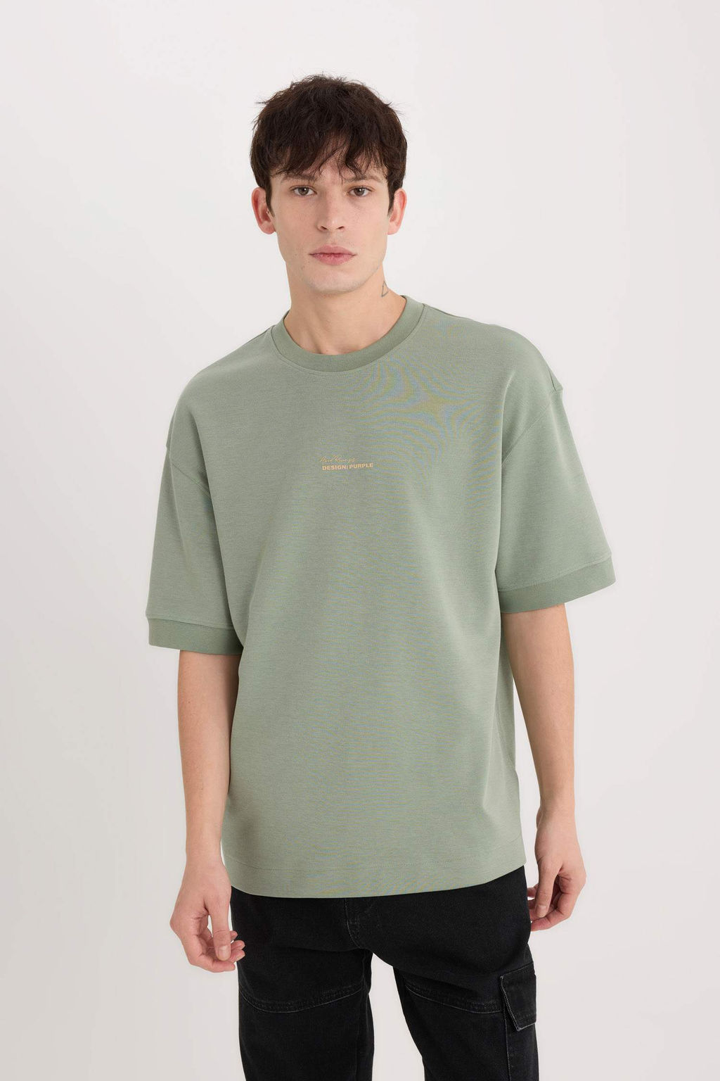 Loose Fit Bisiklet Yaka Bask?l? Ag?r Kumas Tisort - Defacto фото 4