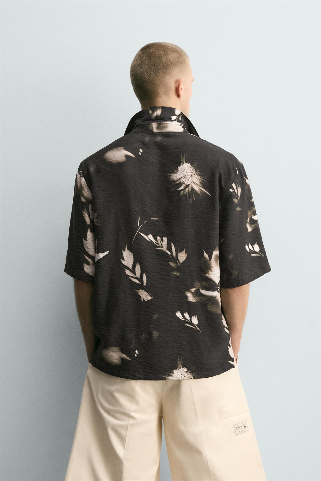 CAMISA FLUIDA ESTAMPADO FLORAL / Negro - Zara фото 3