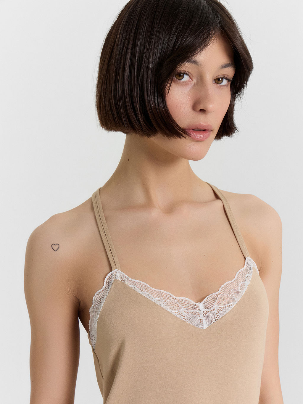 СОРОЧКА НОЧНАЯ ЖЕНСКАЯ - Mark formelle фото 3