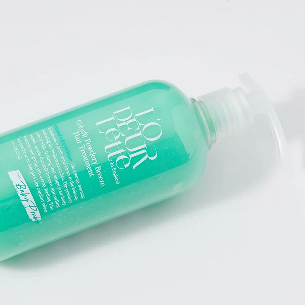 LODEURLETTE Парфюмированная маска для волос с ароматом детской присыпки / In England Colorfit Powdery Breez Hair Treatment, 500 мл