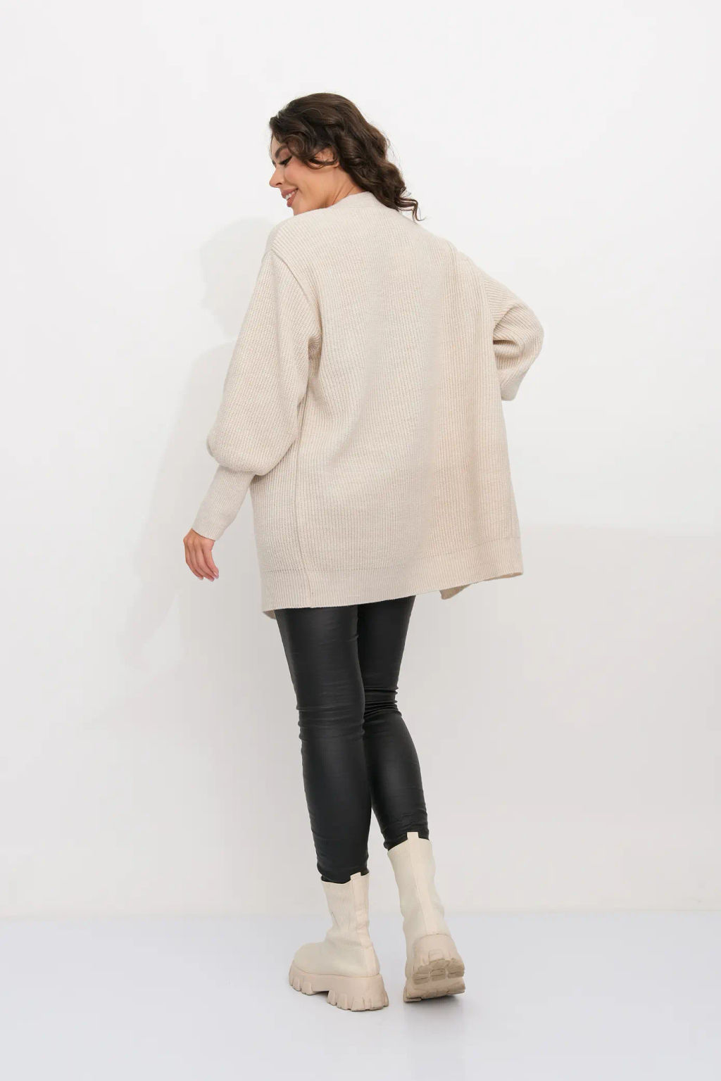 ЗЛАТА Кардиган М 3300/молочный