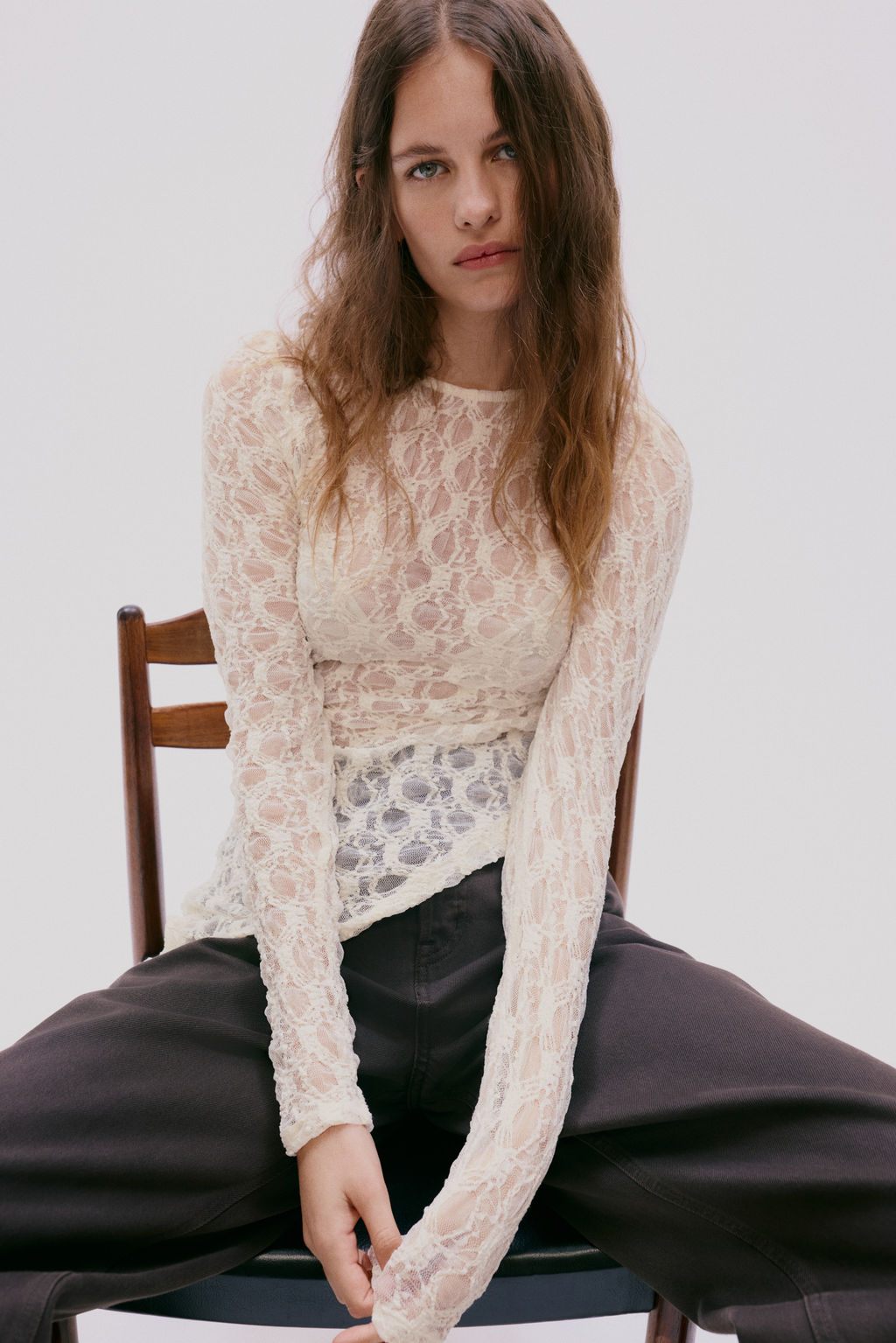 Top asim?trico efecto encaje - H&m фото 3