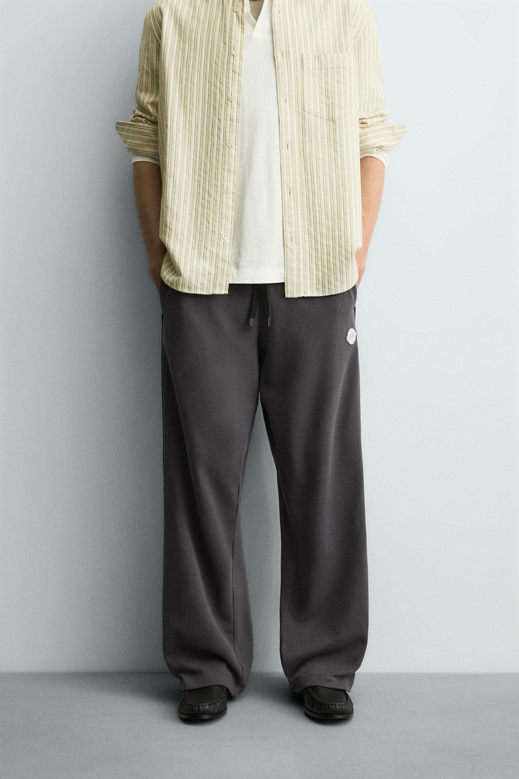 RELAXED FIT COLOUR BLOCK TROUSERS