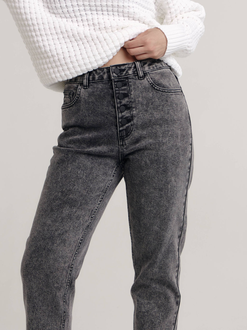 CONTE CON-518 Джинсы mom на пуговицах acid grey - Conte elegant фото 3