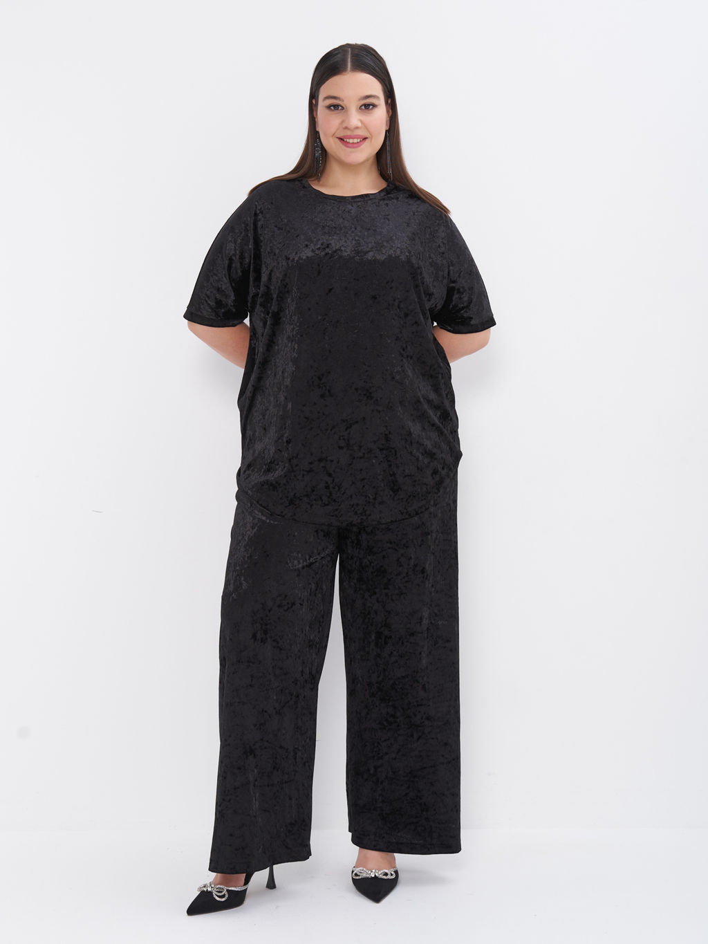 Бархатный костюм KO42911BLK01