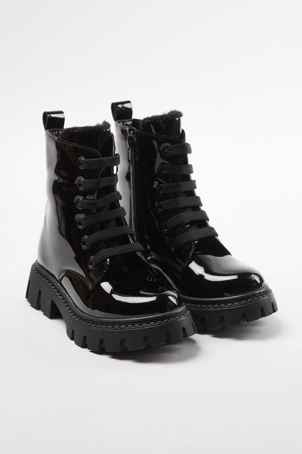 Siyah Fermuarl? ve Bagc?kl? Kucuk K?z Cocuk Kids Postal Rugan Bot TAKAW25BO00045