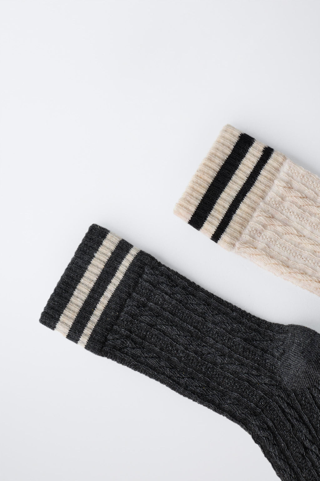 2-PACK OF STRIPED LONG SOCKS - Zara фото 3
