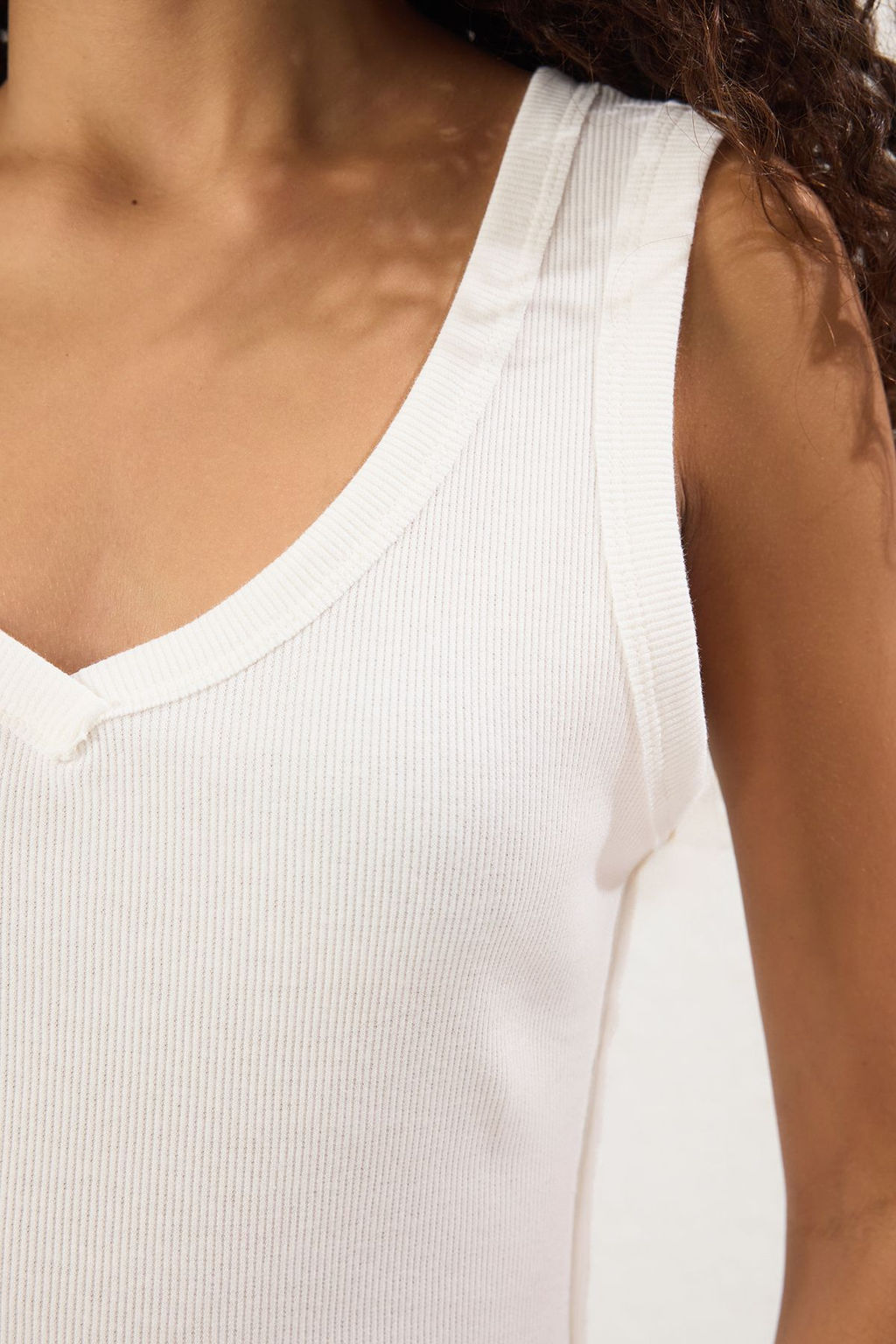 Ekru Fitted/Vucuda Oturan Regular Boy Orme Atlet TWOSS25AL00059