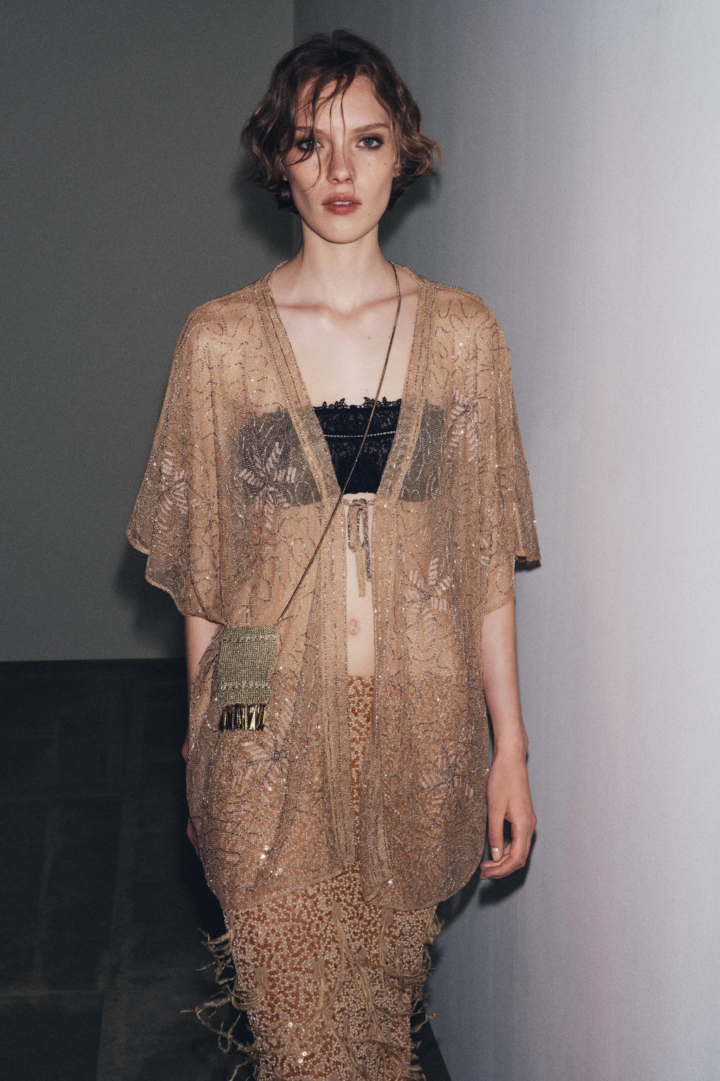 SEQUINNED FEATHER SKIRT - Zara фото 6